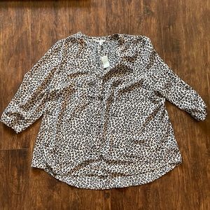 NWT Maurices Animal Print Blouse Top Size 2